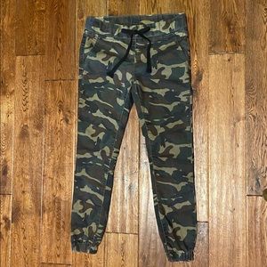 VIP Camouflage Joggers, Size 5/6